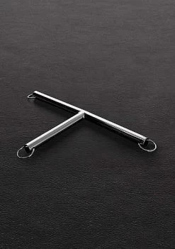 Triune – T Bar Spreader Restraints